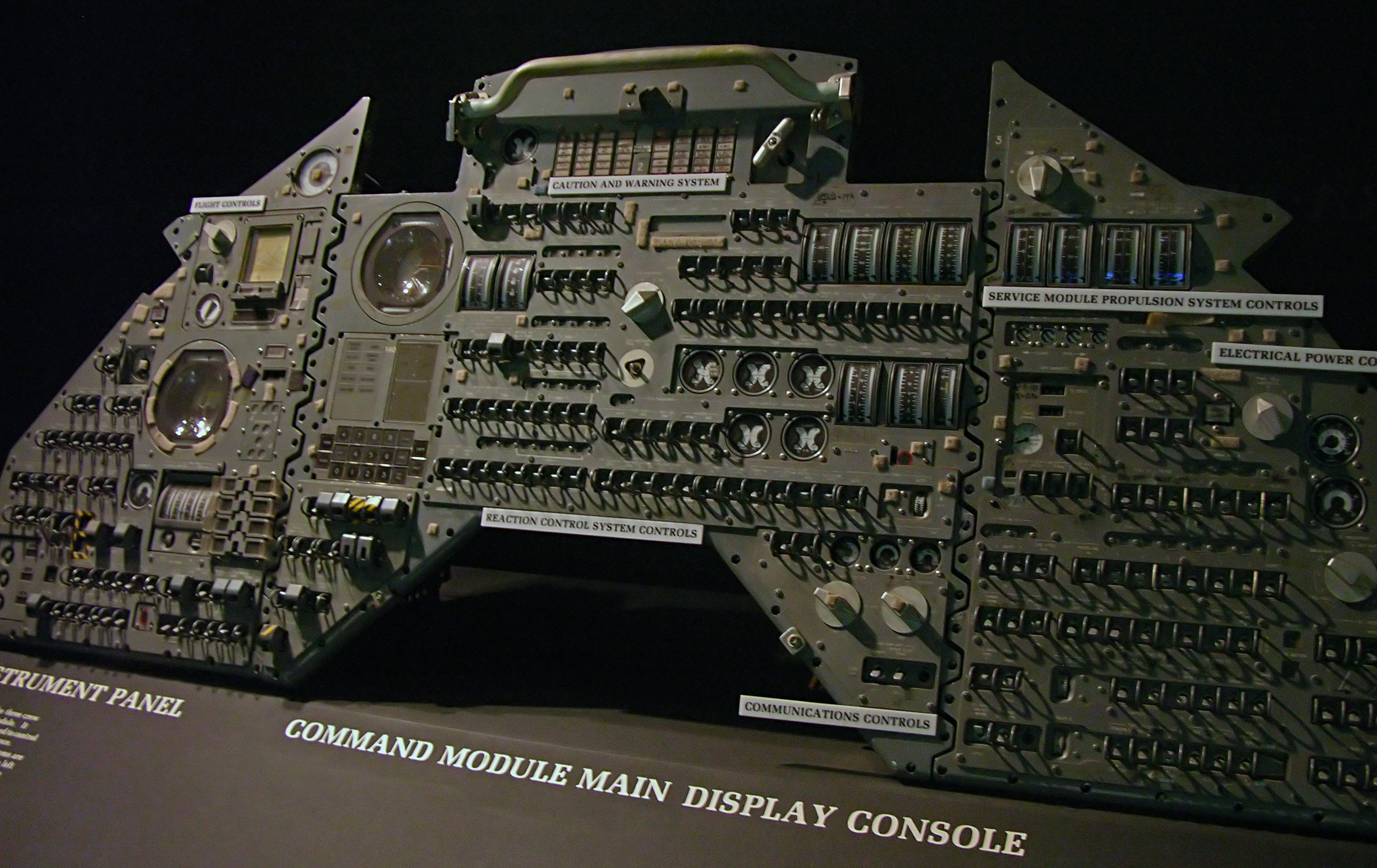 19 of the Most Beautiful and Complex Control Panels