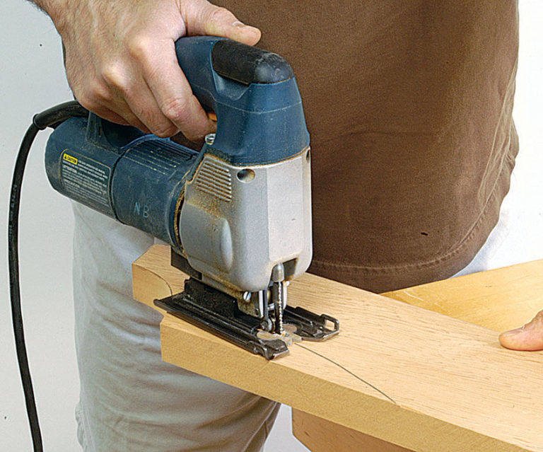 Easy Adirondack Chair Plans How To Build Chairs Tables How To Build An Adirondack Chair And Table