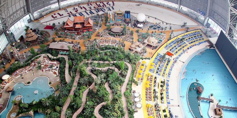Cool Pools With Caves 10 best swimming pools ever - unique & crazy swimming pool ideas Cool Pools With Caves 10 best swimming pools ever - unique & crazy swimming pool ideas