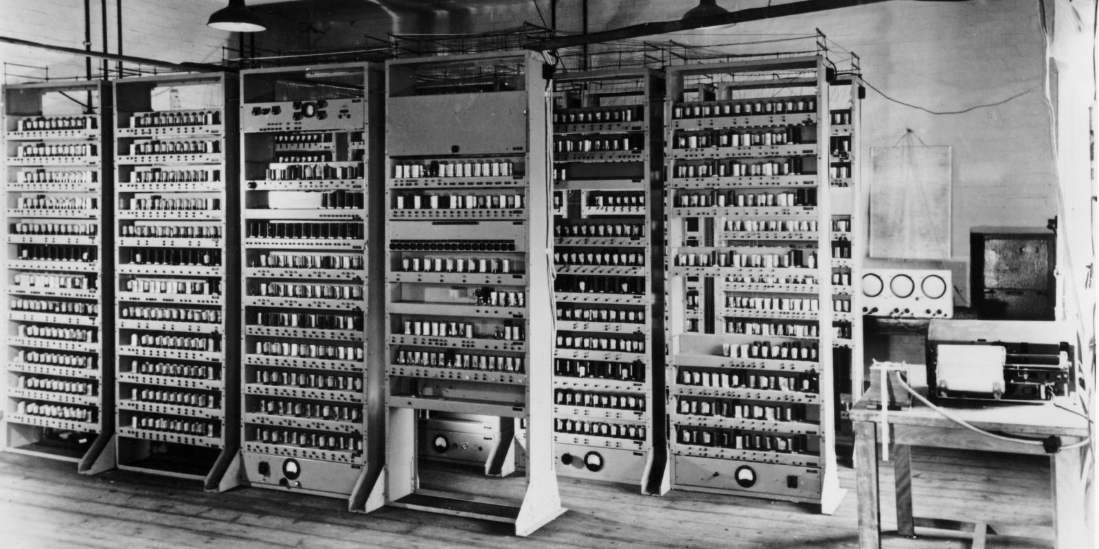 British Engineers Are Rebuilding a 1940s Computer in Their