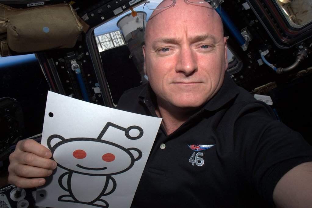 NASA Astronaut Scott Kelly Did an AMA From Space - Popular Mechanics
