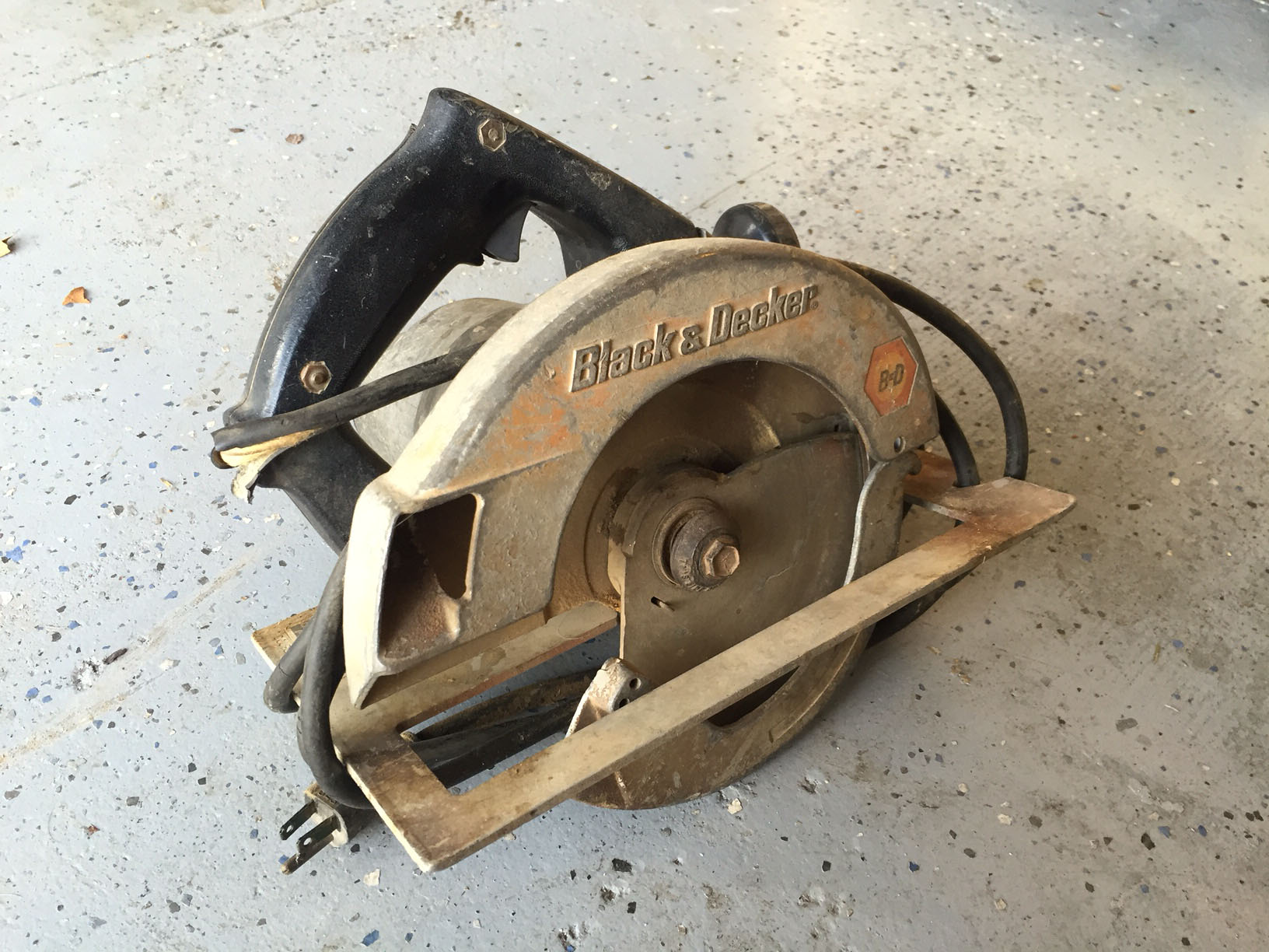 How to Buy Used Tools