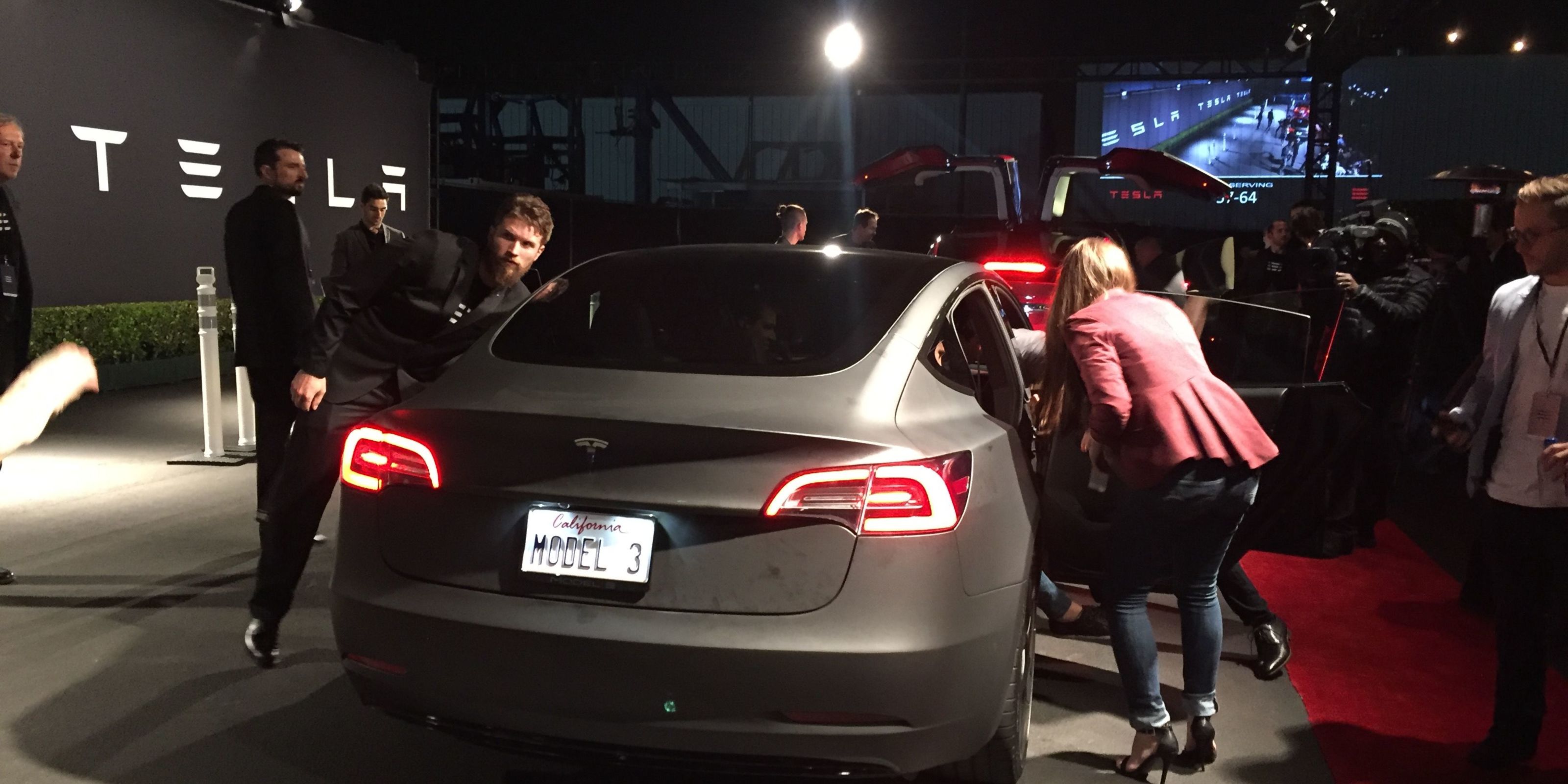 Tesla Model Orders Surge Even Before Its Unveiling The New York Times ...