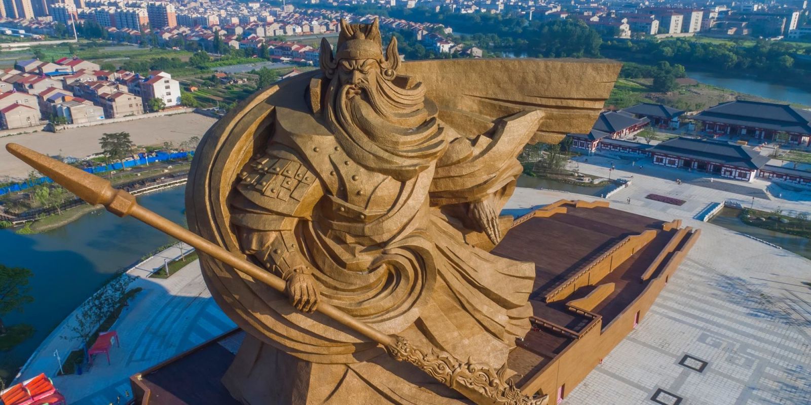 Incredibly Epic Statue of Ancient Chinese Warrior God Unveiled