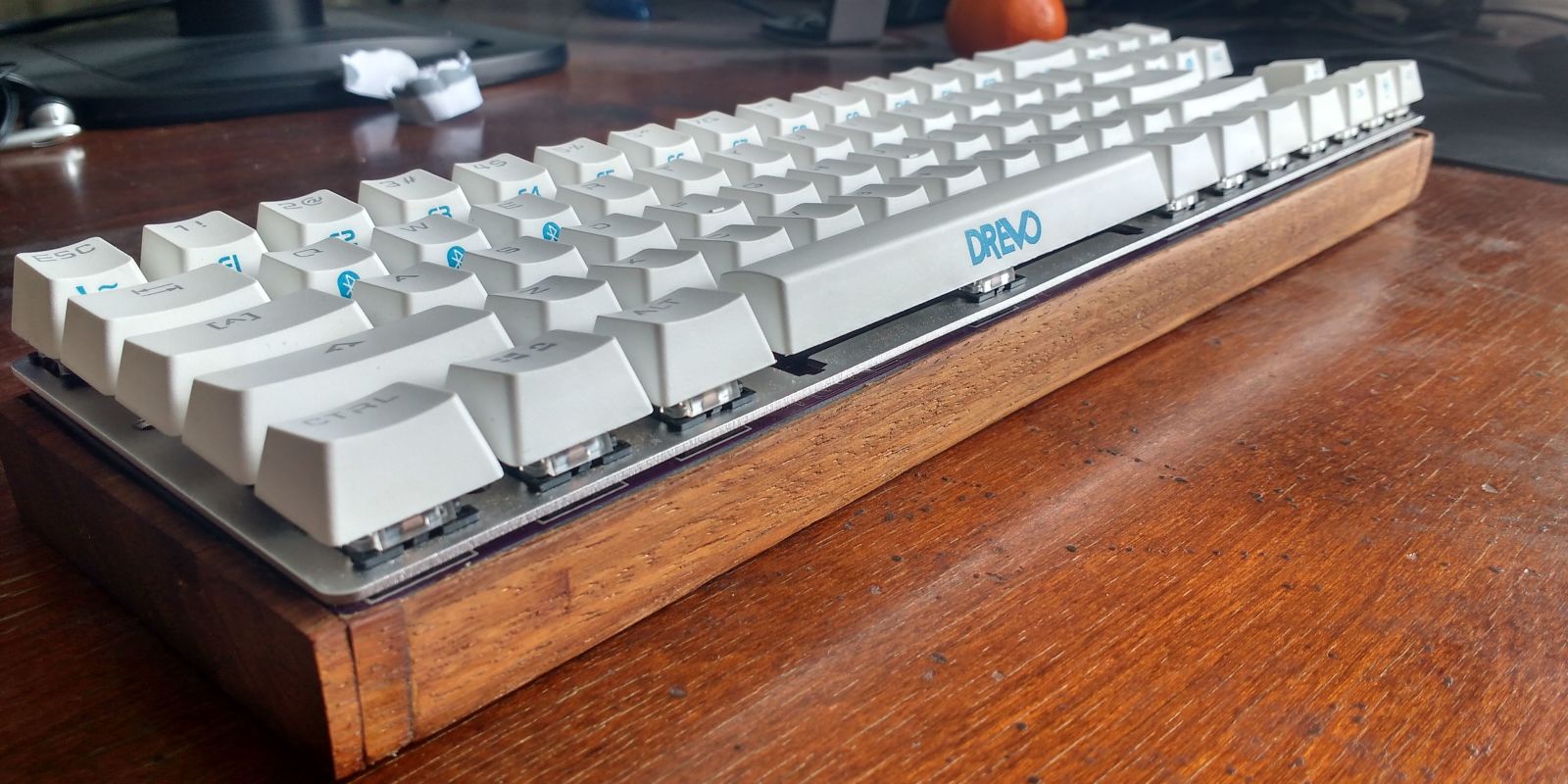 Build Your Own Wooden Keyboard Case