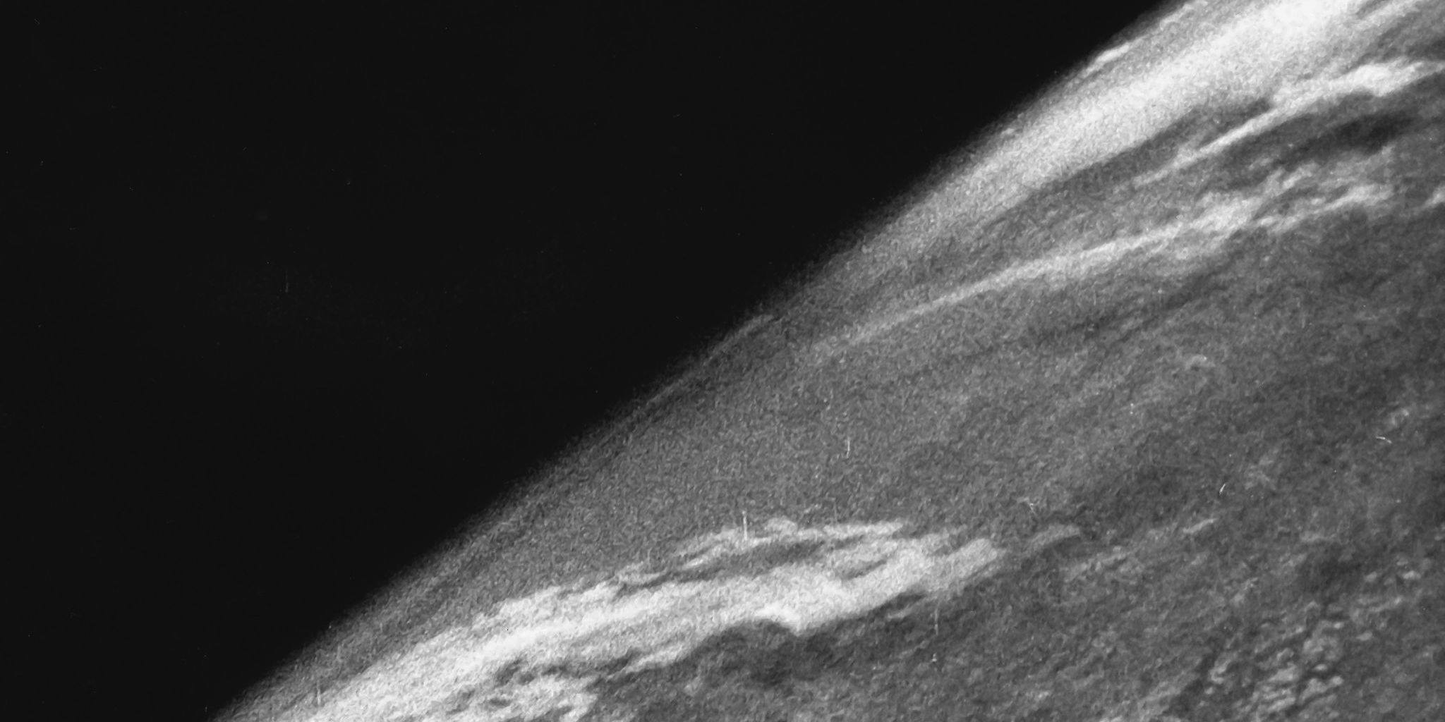 The First Photo of Earth From Space Was Taken 70 Years Ago Today, image size:2048x1024